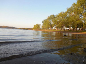 Cabaña en el lago